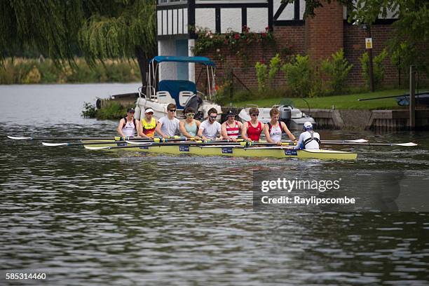 Team Rowing Thames 5,079 Thames Rowing Club Stock Photos, High-Res Pictures, and Images ...