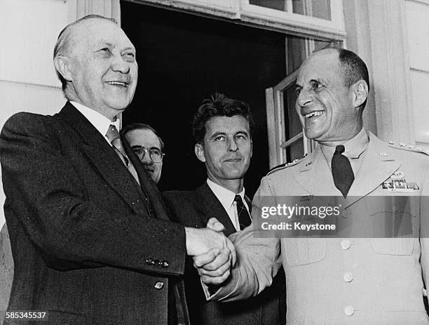 178 General Matthew Ridgway Stock Photos, High-Res Pictures, and Images ...