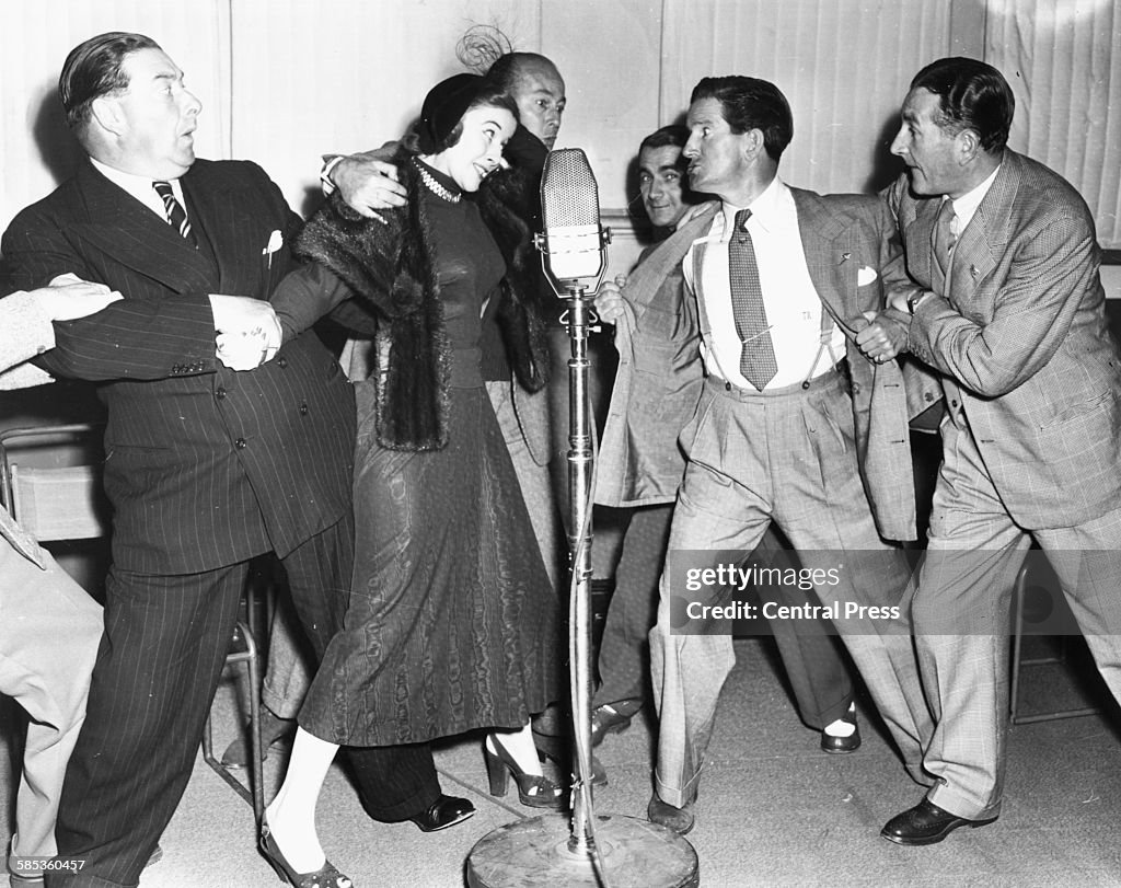 Ted Ray Roles Comedian Ted Ray and the cast of his BBC radio show 'Ray's a Laugh ...