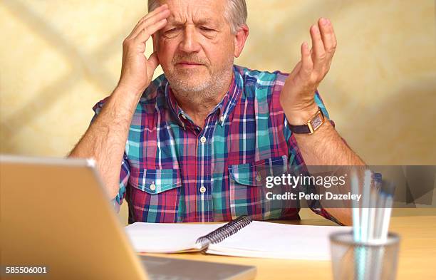 senior man frustrated by computer - forgetting stock pictures, royalty-free photos & images
