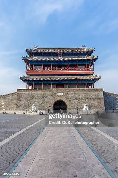 beijing yongdingmen gate - porta da cidade imagens e fotografias de stock