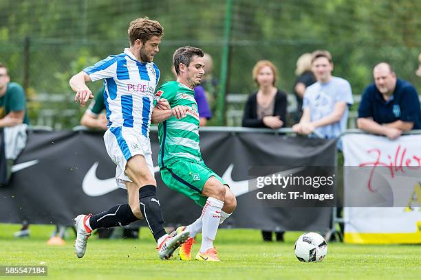 Zell am Ziller, Oesterreich , Testspiel, SV Werder Bremen - Huddersfield Town, Martin Cranie gegen Fin Bartels