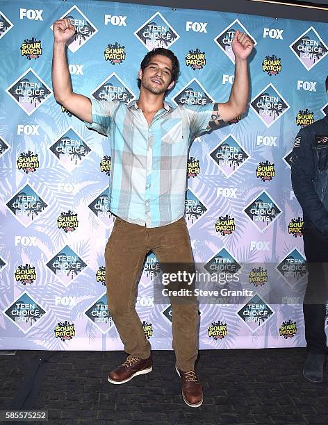 Tyler Posey poses at the Teen Choice Awards 2016 at The Forum on July 31, 2016 in Inglewood, California.