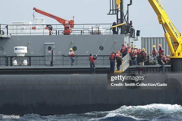 Midshipmen from the U.S. Naval Academy aboard the Ohio-class ballistic missile submarine USS Wyoming, 2012. Image courtesy Mass Communication...