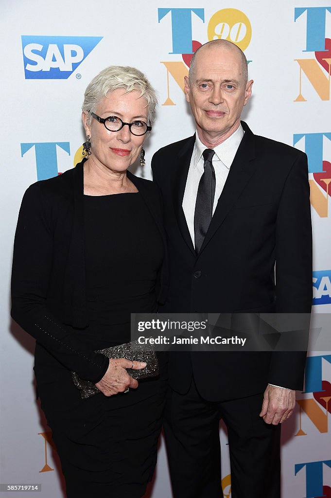 Tony Bennett 90th Birthday - Red Carpet