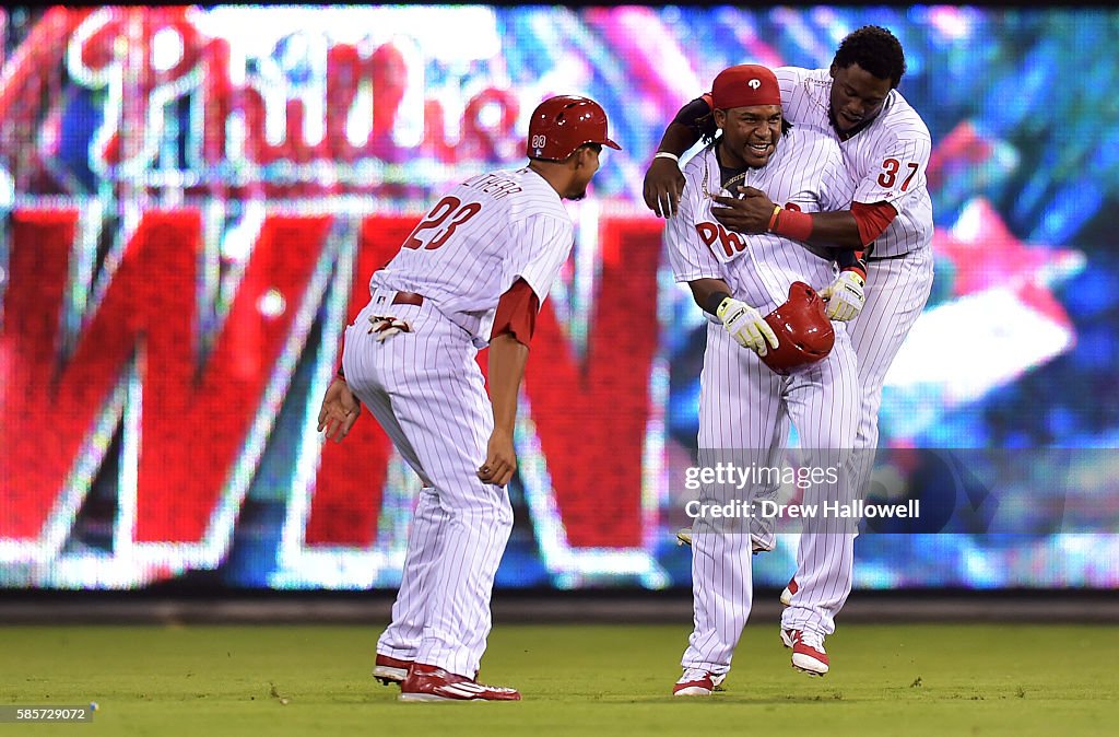 San Francisco Giants v Philadelphia Phillies