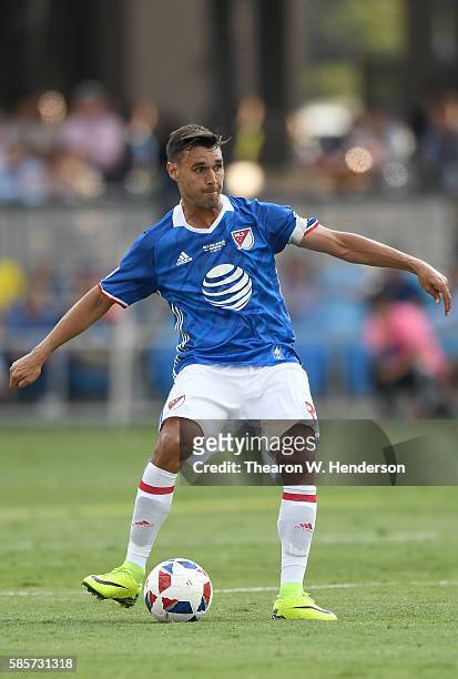 Chris Wondolowski of MLS All-Stars dribbles the ball up field against the Arsenal FC during the second half of the AT&T MLS All-Star Game at Avaya...