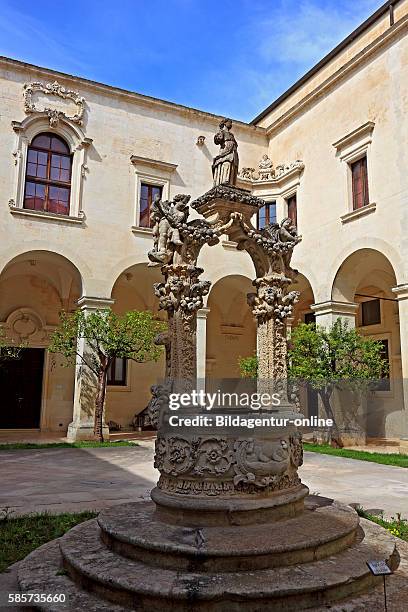 Lecce, the courtyard of the Palazzo del Seminario and the fountain, Puglia, Italy.