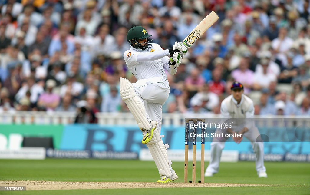 England v Pakistan: 3rd Investec Test - Day Two