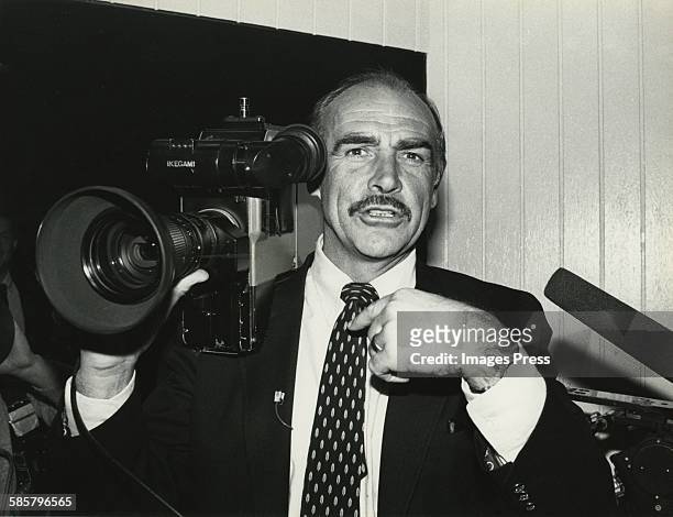 Sean Connery goof around with the Press circa 1982 in New York City.