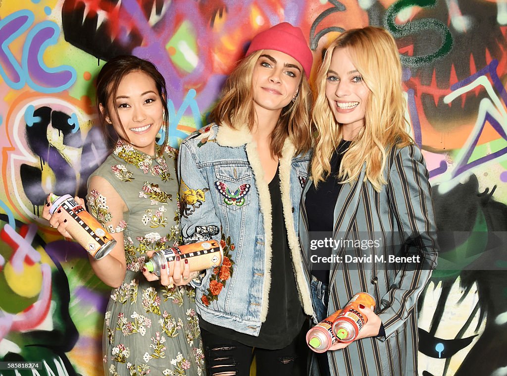 The Cast of "Suicide Squad" Add The Finishing Touches To Graffiti Artist Ryan Meades' Mural In London