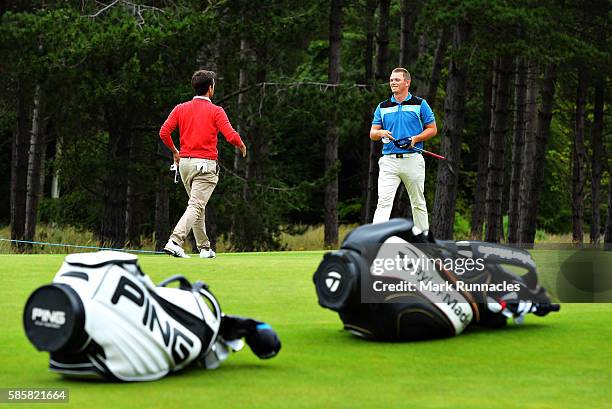 Eduardo de la Riva of Spain wins the match against Callum Shinkwin of England on the green at hole 1 on day one of the Aberdeen Asset Management Paul...