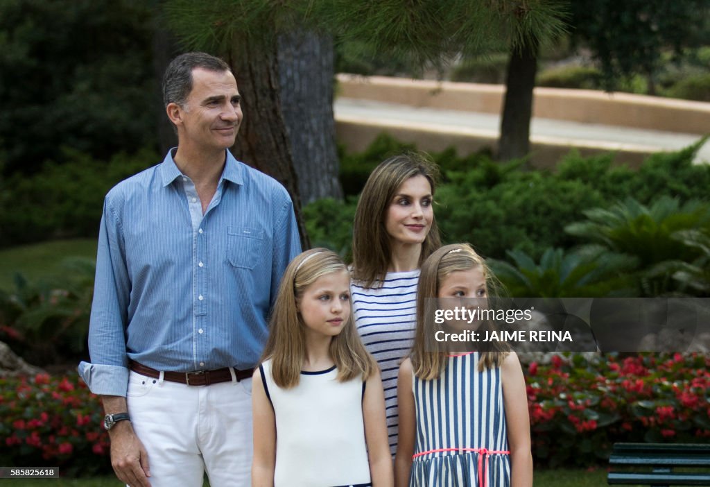 SPAIN-ROYALS-HOLYDAYS