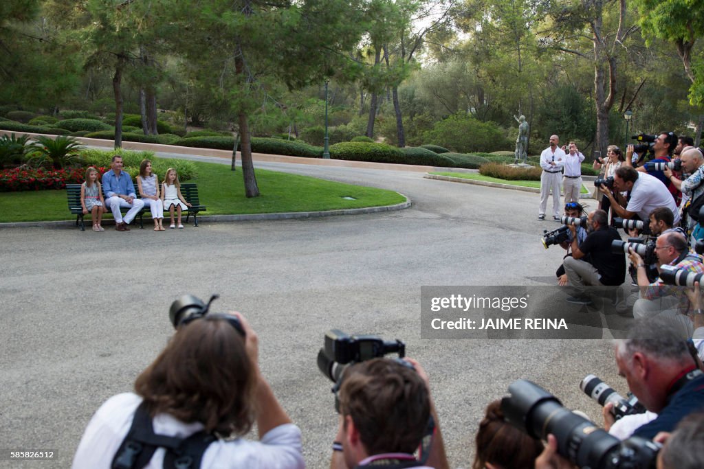 SPAIN-ROYALS-HOLYDAYS