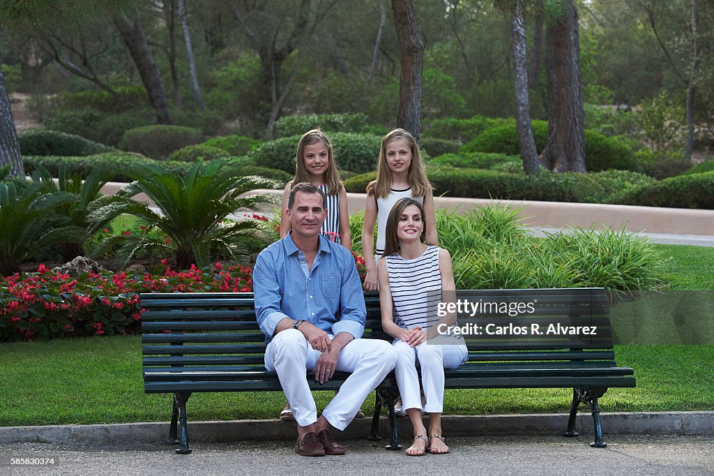 Spanish Royals Pose At Marivent Palace