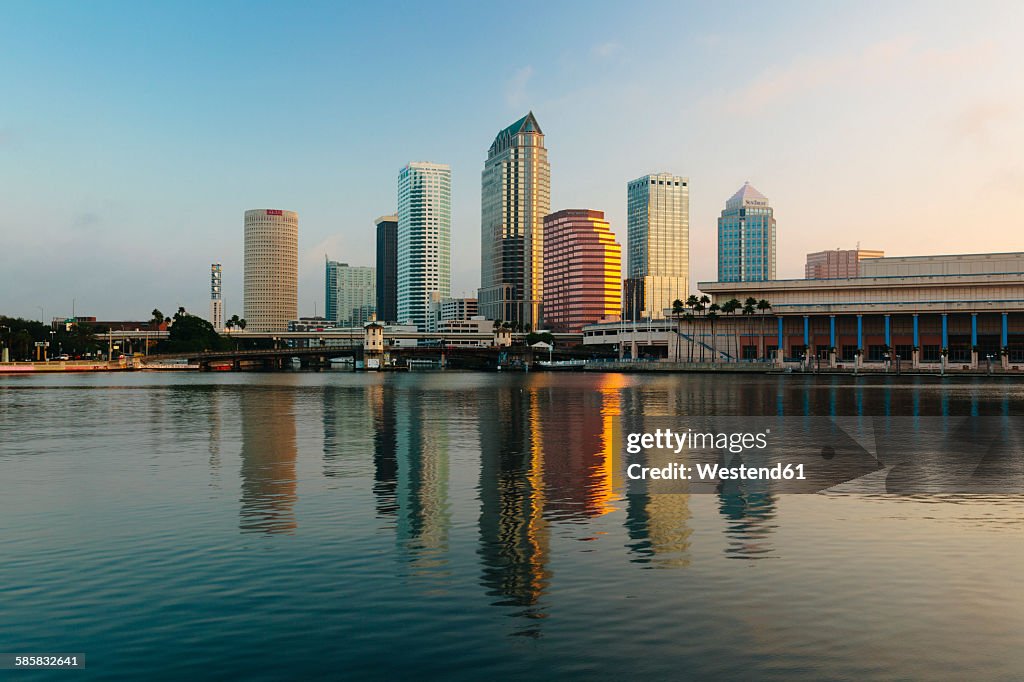 USA, Florida, Tampa, Downtown in the evening