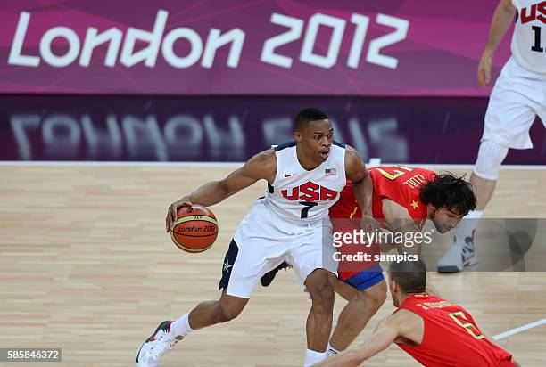 Russel Westbrook gegen Sergio Llull Basketball Final Finale USA - Spanien USA Spain Olympische Sommerspiele in London 2012 Olympia olympic summer...