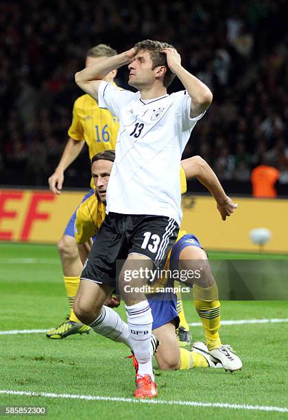 Thomas Müller Mueller rauft sich die Haare nach vergebener Torchance Fussball Länderspiel WM 2014 Qualifikation : Deutschland - Schweden Germany...