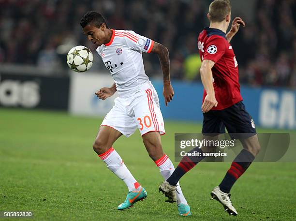 Luiz GUSTAVO FC Bayern München Fussball Uefa Championsleague : LOSC Lille - FC Bayern München