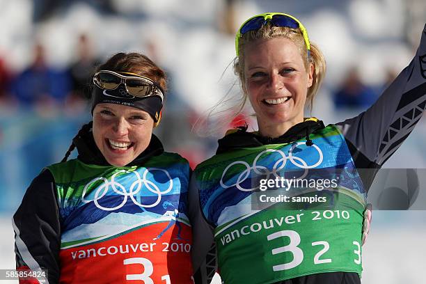 Olympiasieger Claudia Nystad und Evi Sachenbacher Stehle GER Ski Langlaufen Team sprint Olympische Winterspiele in Vancouver 2010 Kanada olympic...