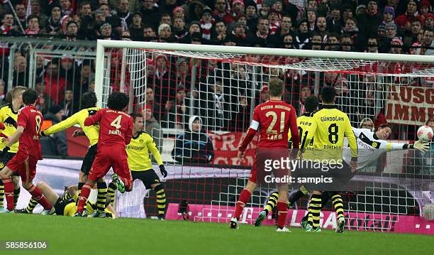 Rettete das Unentscheiden mit tollen Paraden Roman Weidenfeller Borussia Dortmund 1 Bundesliga Fussball FC Bayern München -Borussia Dortmund 09 BVB...