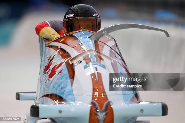 Sandra Kiriasis und Christin Senkel GER 2 er Bob der Frauen Olympische Winterspiele in Vancouver 2010 Kanada olympic winter games Vancouver 2010...