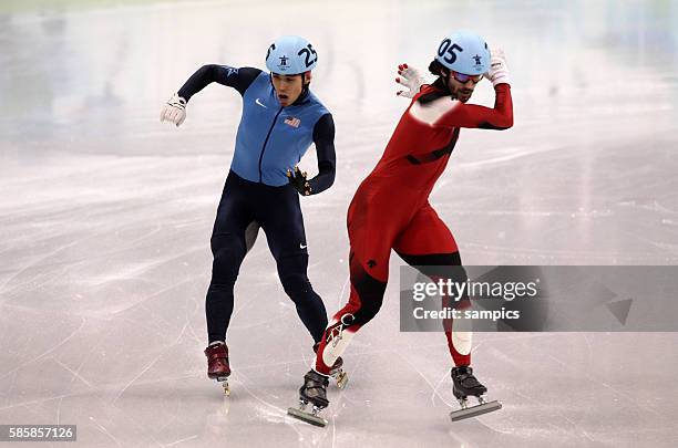 Apolo Anton Ohno , rechts Sieger Charles Hemelin Olympische Winterspiele 2010 in Vancouver Shorttrack 500m Herren Finale Olympic Winter Games 2010 :...