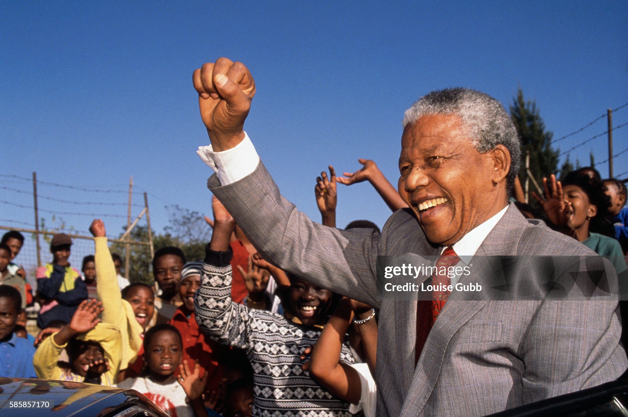 Nelson Mandela Visits Hlengiwe School