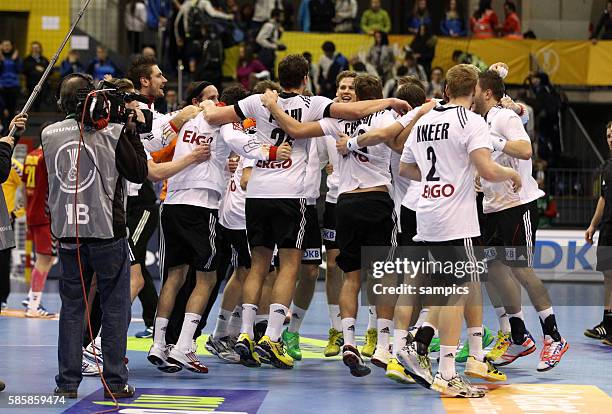 Jubel Team Deutschland Handball Männer Weltmeisterschaft : Deutschland - Montenegro mens handball worldchampionchip : Germany vs. Montenegro