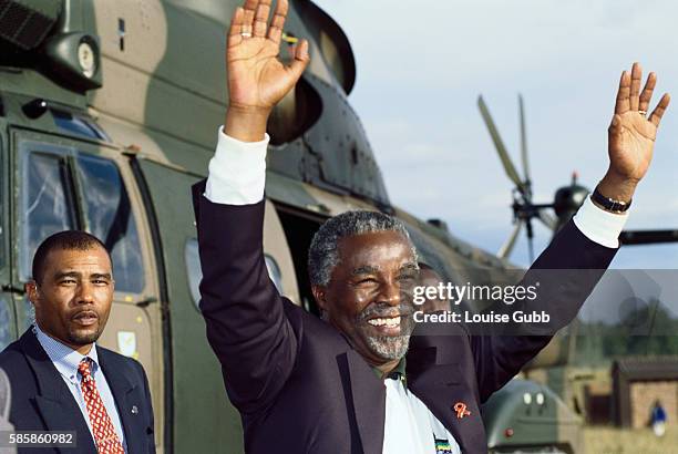 Presidential candidate Thabo Mbeki campaigning in rural South Africa. | Location: Kucentane, South Africa.
