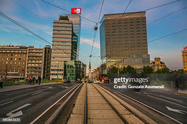 danube canal in vienna - リングストラッセ ストックフォトと画像