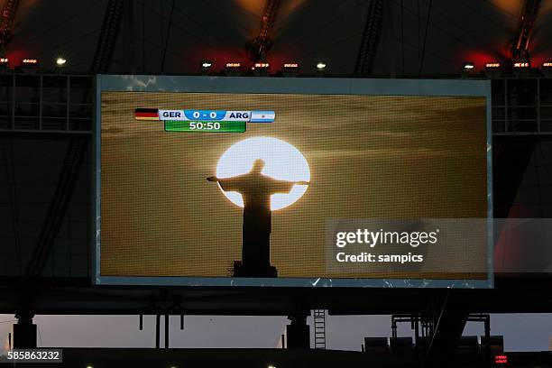 Jesusstatue im Abendhimmel Fussball Weltmeister Deutschland Weltmeisterschafts Finale Deutschland 0 n. Verlängerung - Finale final wolrdcup Germany...