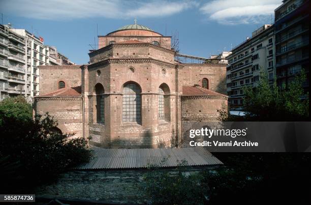 hagia sophia in thessaloniki: apses - thessaloniki stock pictures, royalty-free photos & images