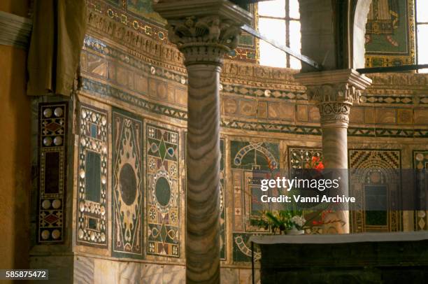 Sectile Sectile Photos and Premium High Res Pictures - Getty Images
