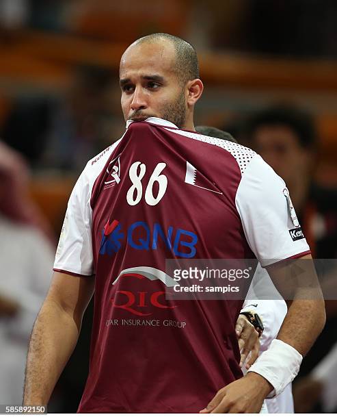Mahmoud ALLA HASSAB weint vor Enttäuschung nach der Niederlage , Men's World Championsship 2015 Qatar final match : Qatar 2.2015