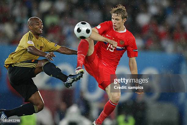 Marcos Senna and Roman Pavlyuchenko during the UEFA EURO 2008 semi-final soccer match between Russia and Spain at the Ernst Happel stadium in Vienna,...