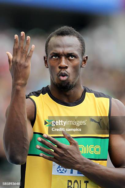 Startvorbereitung ala Usain Bolt beim 200 Meter Vorlauf ... Als Kämpfer IAAF Leichtathletik WM Weltmeisterschaft in Daegu Sudkores 2011 IAAF world...