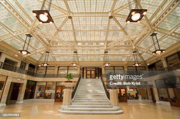 lobby of the rookery building - rookery building stock pictures, royalty-free photos & images