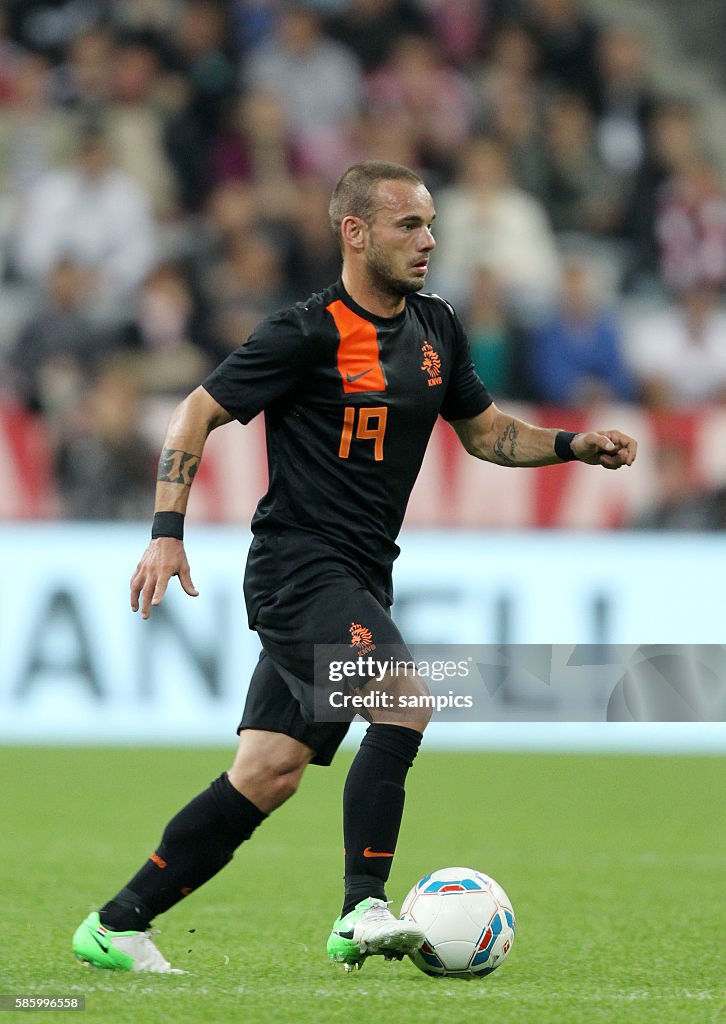 Soccer - Friendly - FC Bayern Munich vs. Netherlands