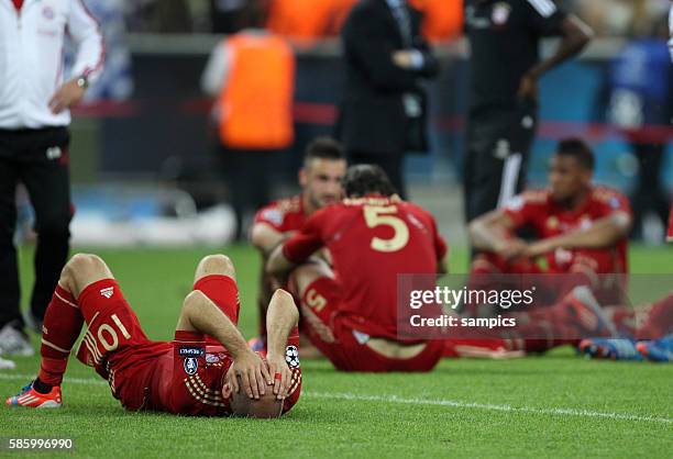 Arjen Robben fassungslos nach der Niederlage Uefa Championsleague Finale : FC Bayern München - FC Chelsea 4:5 n.E. 19.5.2012