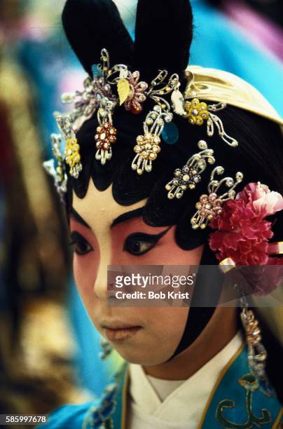 cantonese opera actress in costume - cantonese opera stock pictures, royalty-free photos & images