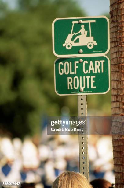 Beggy Sign Golf Buggy Sign Photos and Premium High Res Pictures - Getty Images