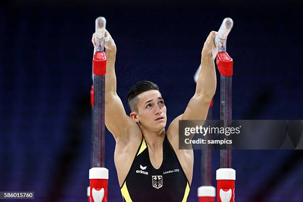 Marcel Nguyen gewinnt die Silbermedaille am Barren Olympische Sommerspiele 2012 London : Turnen Männer Barren Finale North Greenwich Arena Olympic...