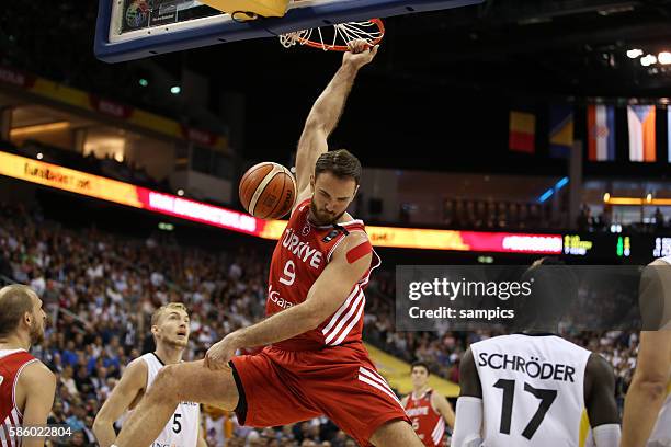 Semih Erden Dunk Euro Basket 2015 : Germany - Turkey