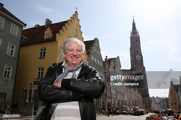 Meter Olympiasieger von 1960 Leichtathletik Sprinter Armin Hary in der Landshuter Altstadt