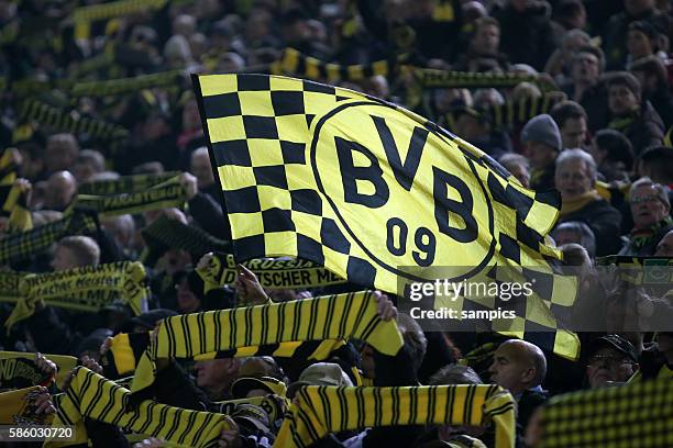 Dortmund Fans Borussia Dortmund BVB - FC Bayern München 0:0 Fussball 1 . Bundesliga Saison 2015 / 2016 Copyright by : sampics Photographie...