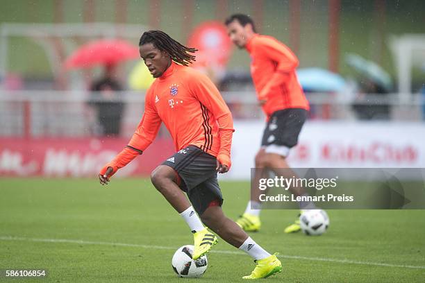 Renato Sanches in action during a training session of FC Bayern Muenchen on August 5, 2016 in Munich, Germany.