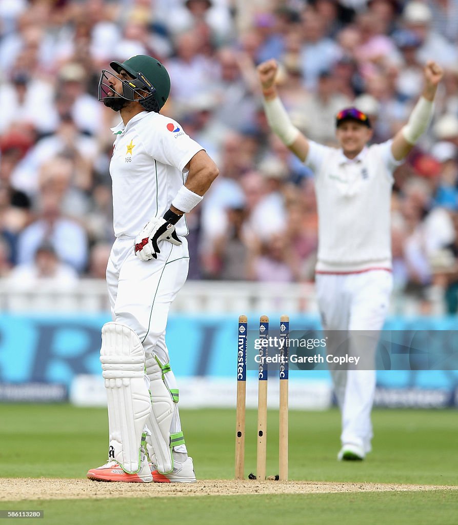 England v Pakistan: 3rd Investec Test - Day Three