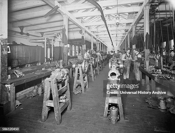 1900s Factory Photos And Premium High Res Pictures Getty Images 1900s-factory-photos-and-premium-high-res-pictures-getty-images