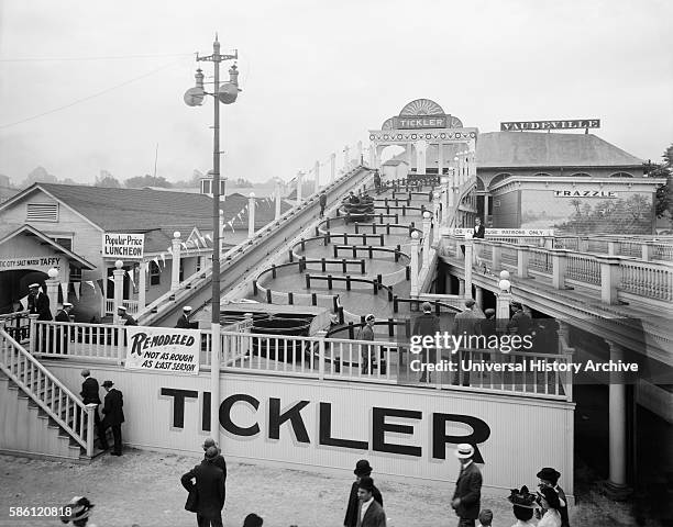 The Tickler, Chester Park, Cincinnati, Ohio, USA, circa 1910.